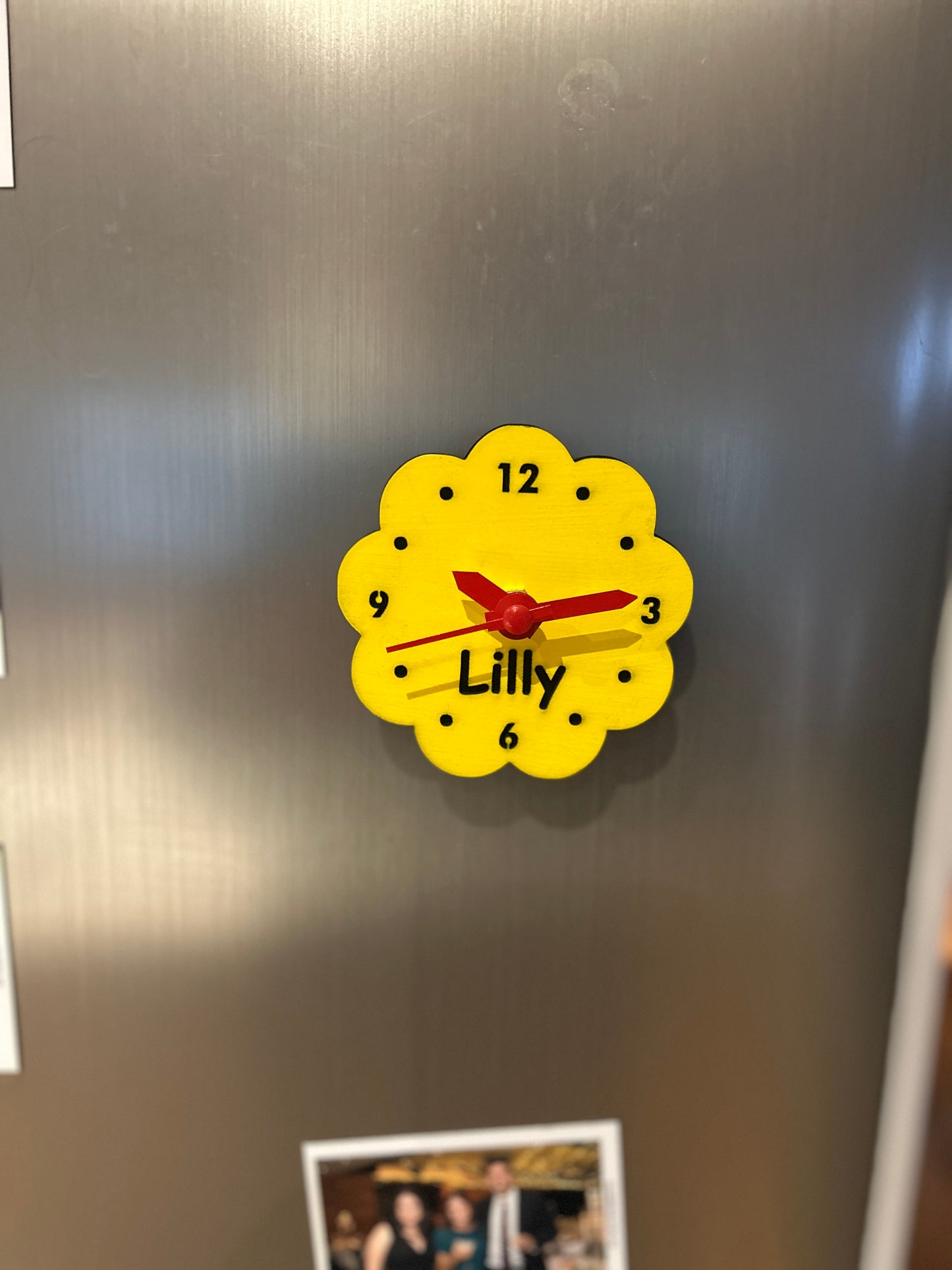 Mini clock personalised - Fridge magnet or desk - magnetised -Yellow with Red hands